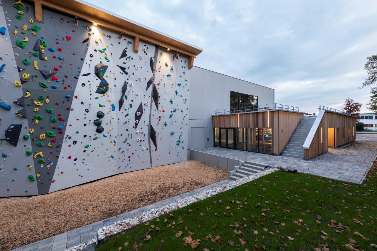 svg+xml;charset=utf 8,<svg xmlns%3D'http%3A%2F%2Fwww.w3 - Fronleichnam ab 16 Uhr geöffnet