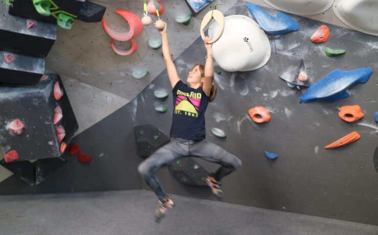 ACHTUNG: EINGESCHRÄNKTER BETRIEB WEGEN KIDS BOULDER CUP svg+xml;charset=utf 8,<svg xmlns%3D'http%3A%2F%2Fwww.w3 - ACHTUNG: EINGESCHRÄNKTER BETRIEB WEGEN KIDS BOULDER CUP