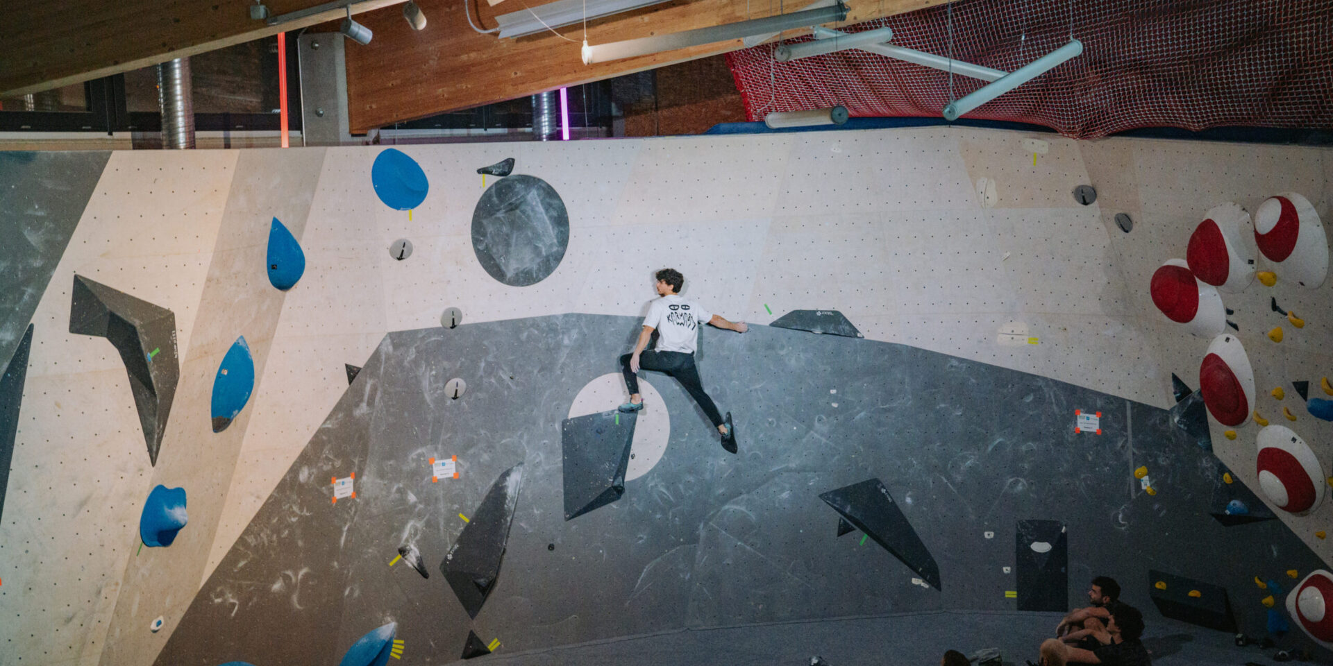 svg+xml;charset=utf 8,<svg xmlns%3D'http%3A%2F%2Fwww.w3 - Nachbericht: Sport Schindele Boulder Cup