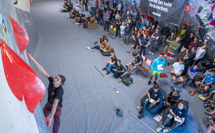 svg+xml;charset=utf 8,<svg xmlns%3D'http%3A%2F%2Fwww.w3 - Bayerische Meisterschaft Bouldern der Jugend U17 / U21 in Memmingen